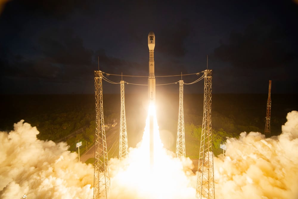 Il ritorno al volo del razzo Vega-C: dallo Spazio i segnali per salvare il Pianeta post image