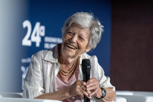 Donne e scienza, la lezione di Amalia Ercoli Finzi: "Alle bambine regalate bambole e meccano" post image